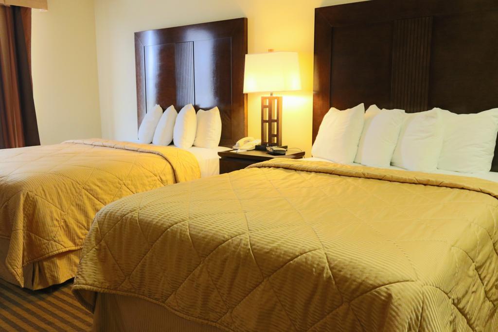 Otel Frontier Houston